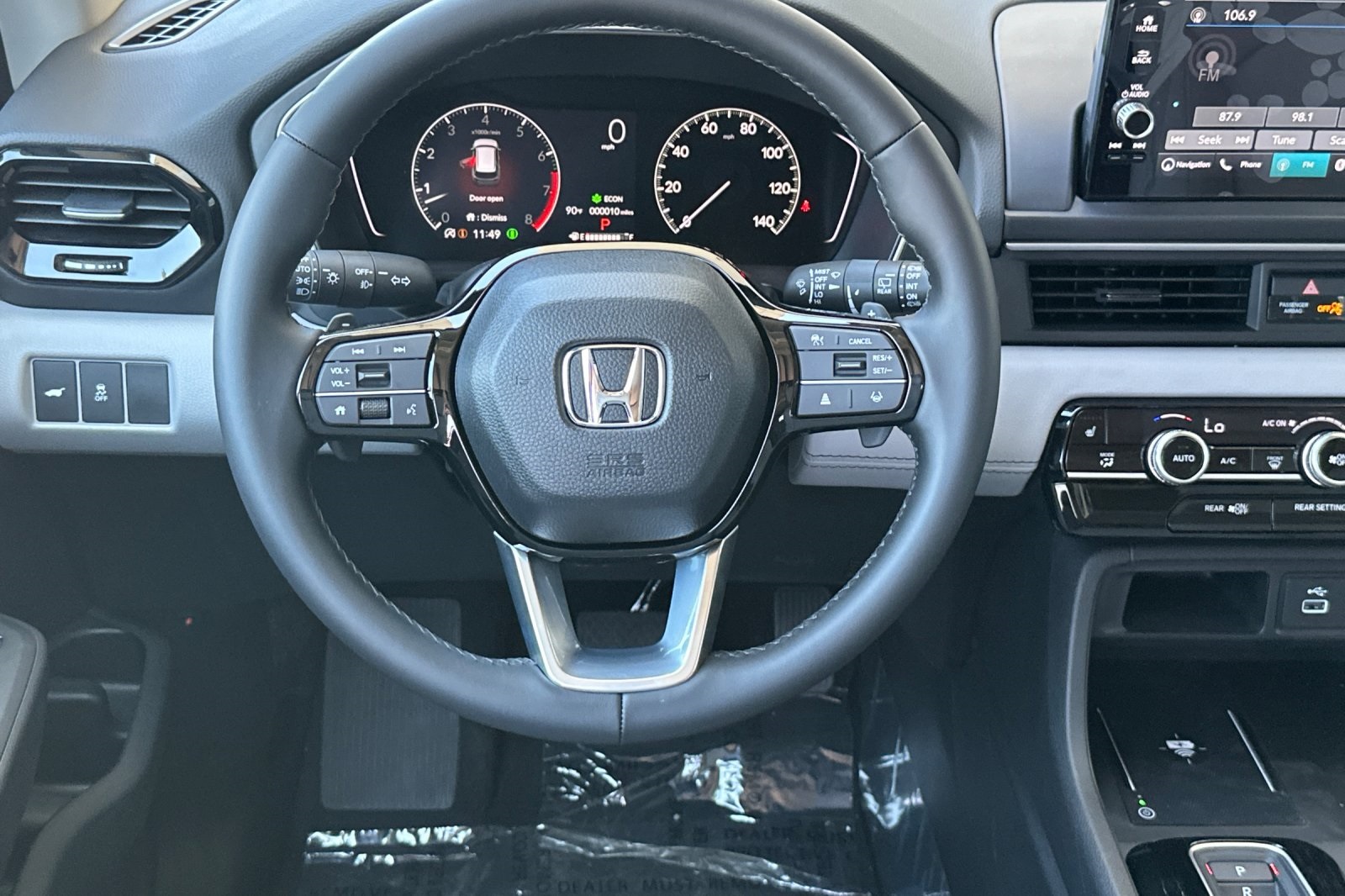 2025 Honda Pilot Touring photo 12