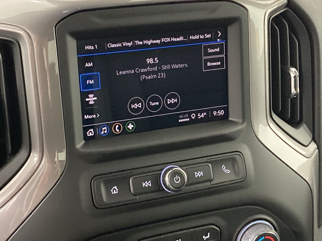 2026 Chevrolet Silverado 1500 Custom photo 3