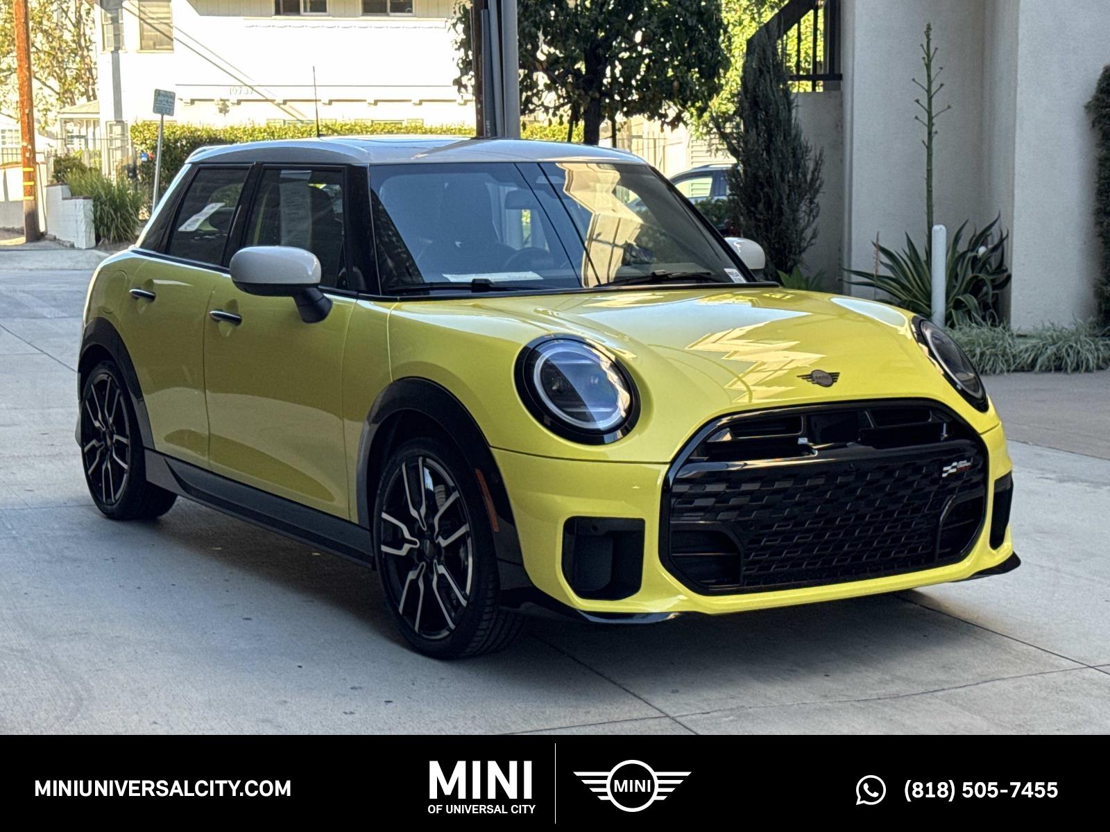 2025 MINI Hardtop 4 Door S's photo