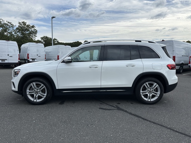 2022 Mercedes Benz GLB 250 4MATIC photo 2