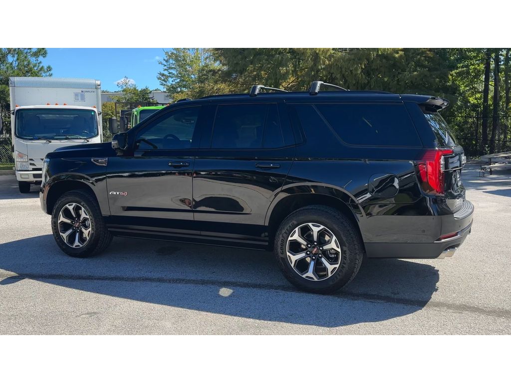 2025 Gmc Yukon AT4 Ultimate photo 2