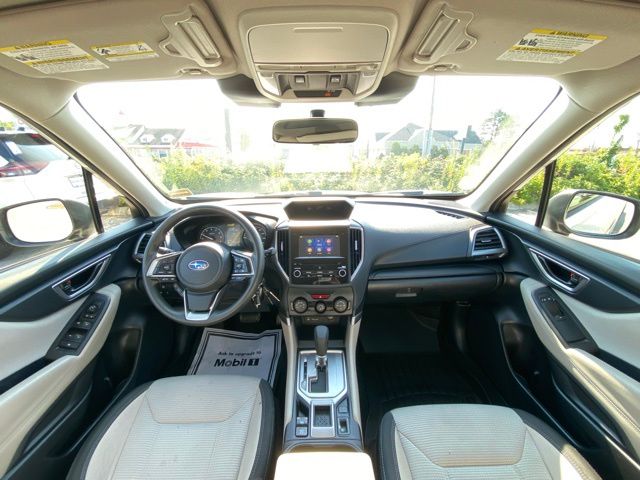 2022 Subaru Forester Base photo 12
