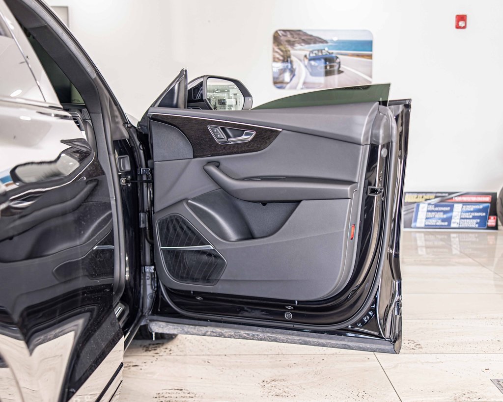 2021 AUDI Q8 - Image 42
