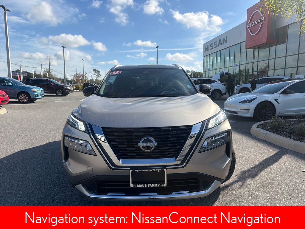 2023 Nissan Rogue Platinum photo 2