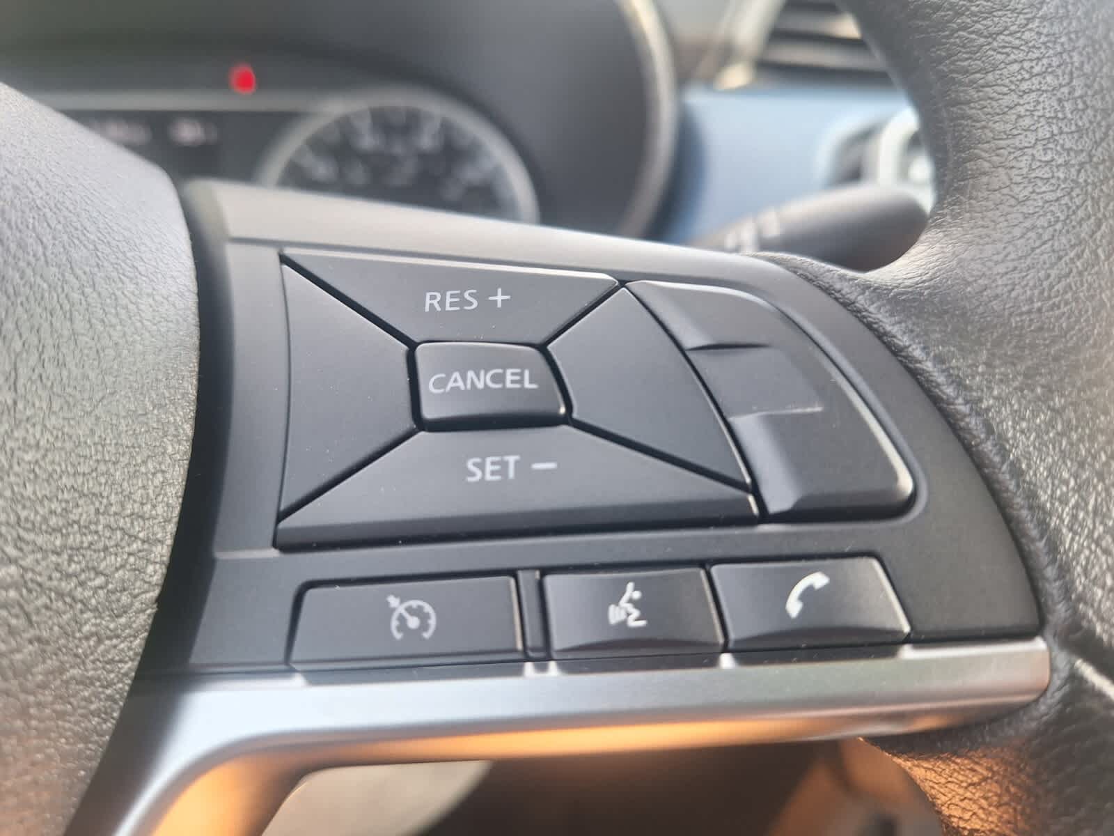 2025 Nissan Versa SV photo 13