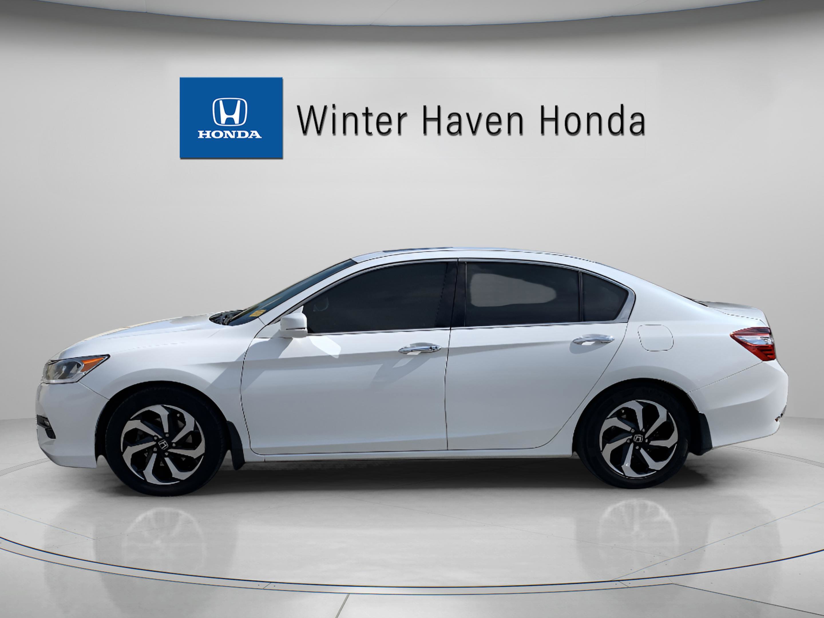 2017 Honda Accord EX-L V6 photo 3