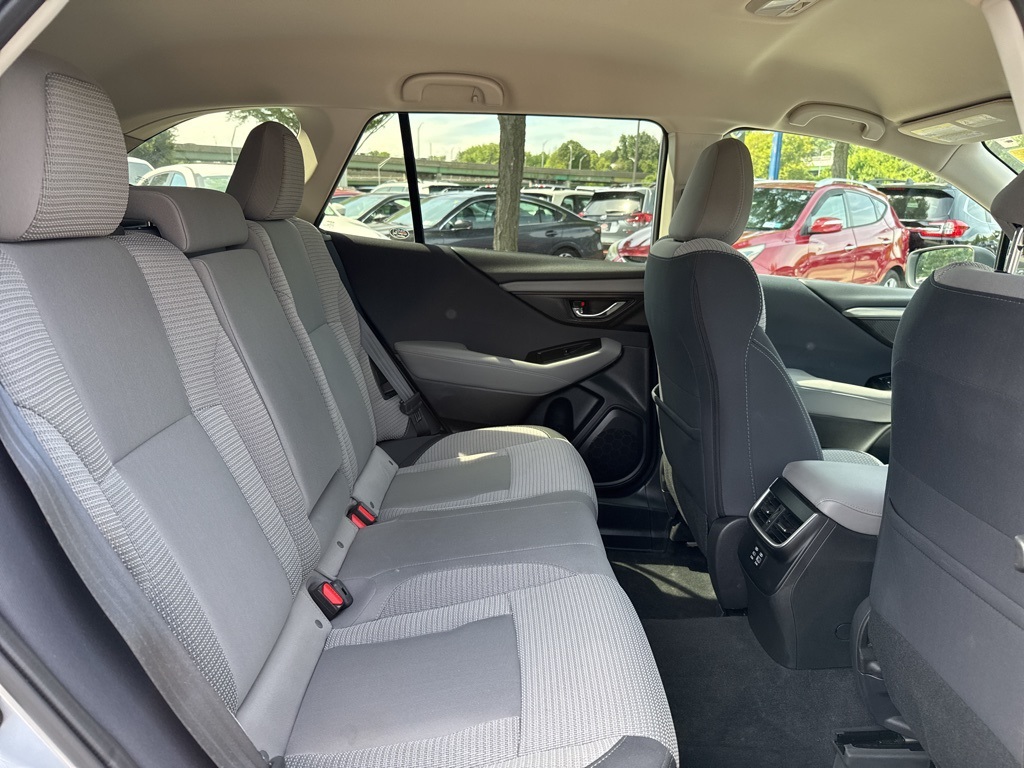 2023 Subaru Outback Premium photo 24