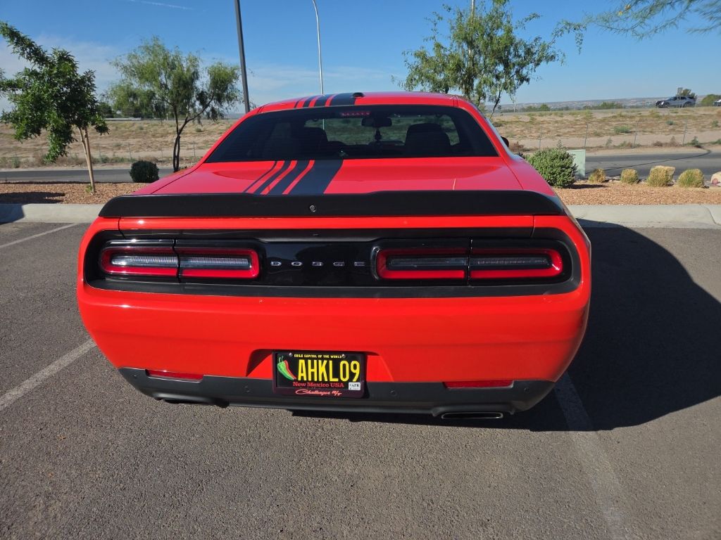 2018 Dodge Challenger R/T photo 5