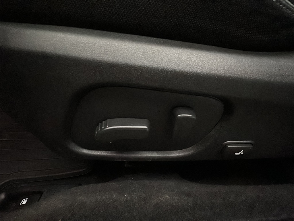 2016 Subaru Forester 2.5i Premium photo 9