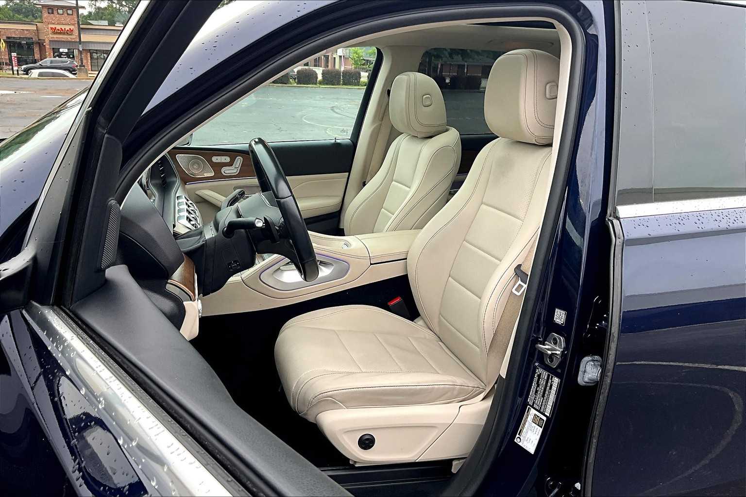 2022 Mercedes Benz GLE 350 photo 4