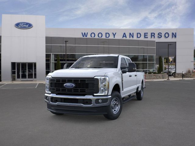 2026 Ford F-250 photo 2