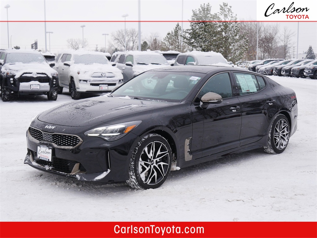 2023 Kia Stinger GT-Line's photo