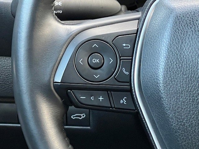 2021 Toyota Venza LE photo 26