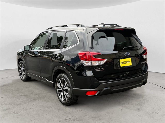 2023 Subaru Forester Limited photo 2