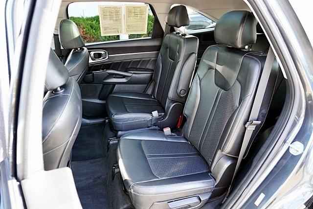 Used 2022 Gray Kia SX image 16