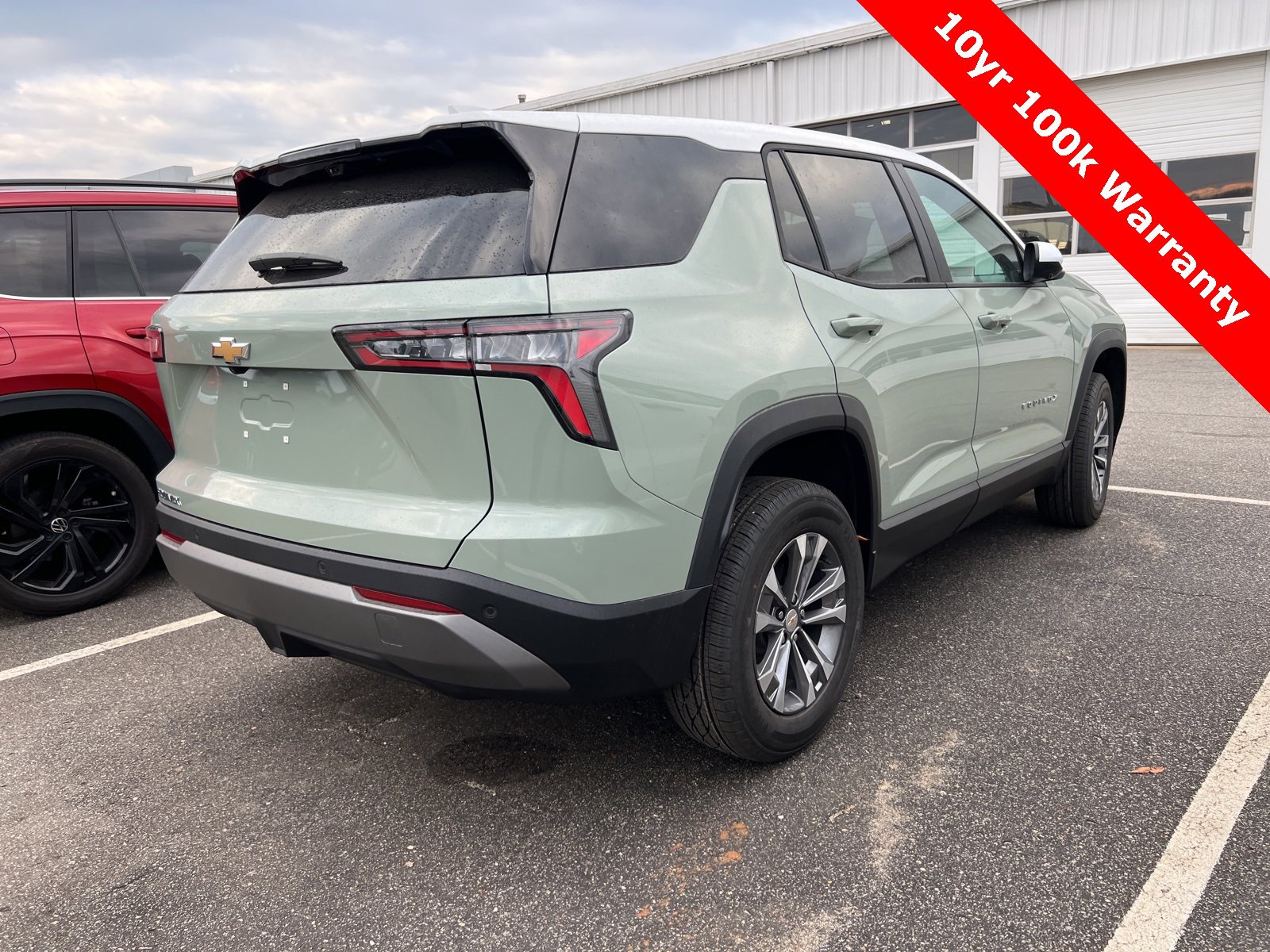 2026 Chevrolet Equinox LT photo 4