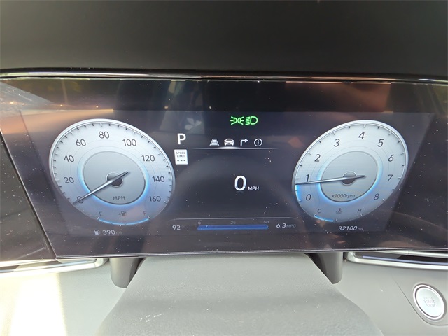 2024 Hyundai Elantra SEL photo 14