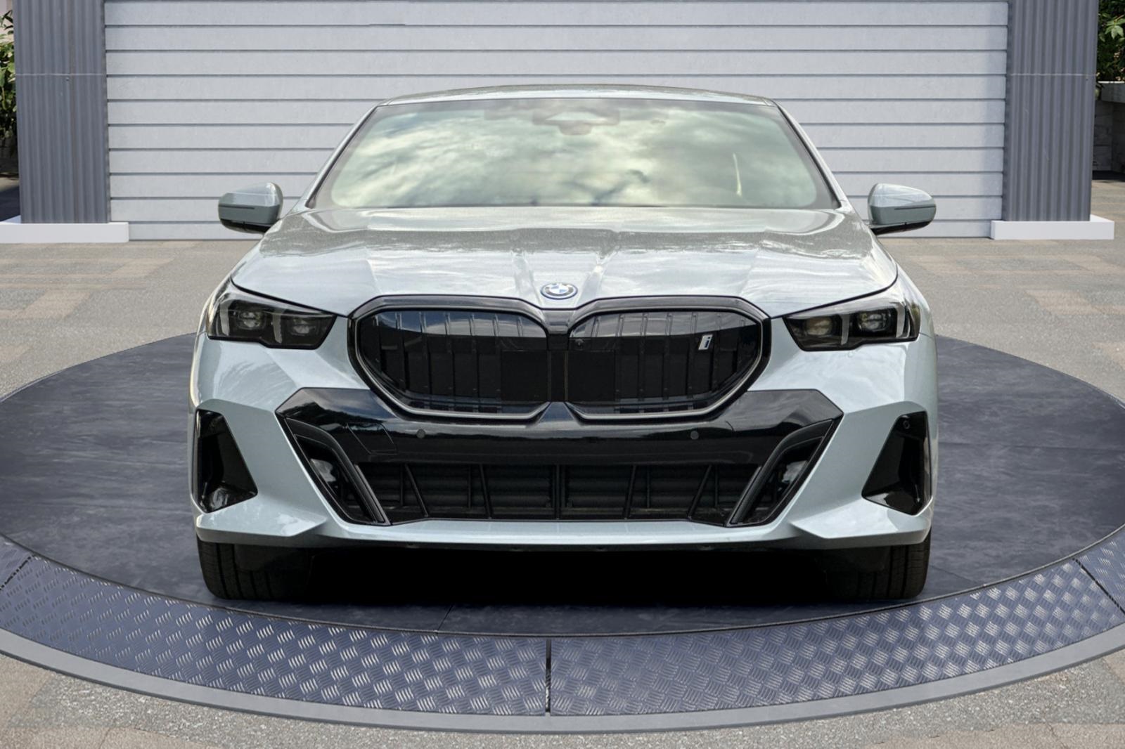 2026 Bmw i5 eDrive40 photo 2