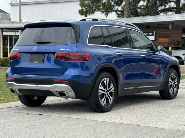 2024 Mercedes Benz GLB 250 4MATIC photo 2