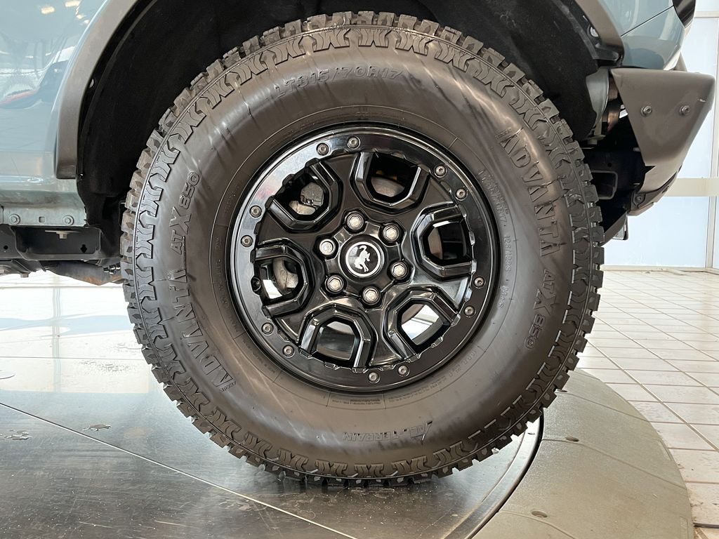 2021 Ford Bronco First Edition photo 10