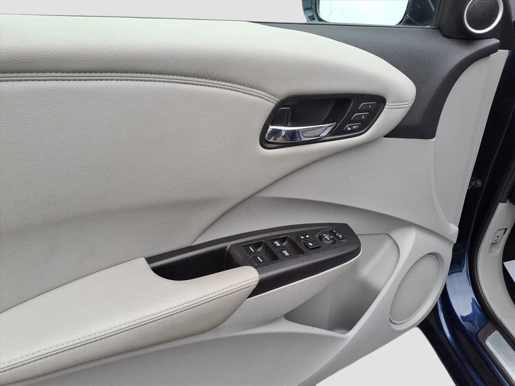 2016 Acura RDX Technology Plus photo 13