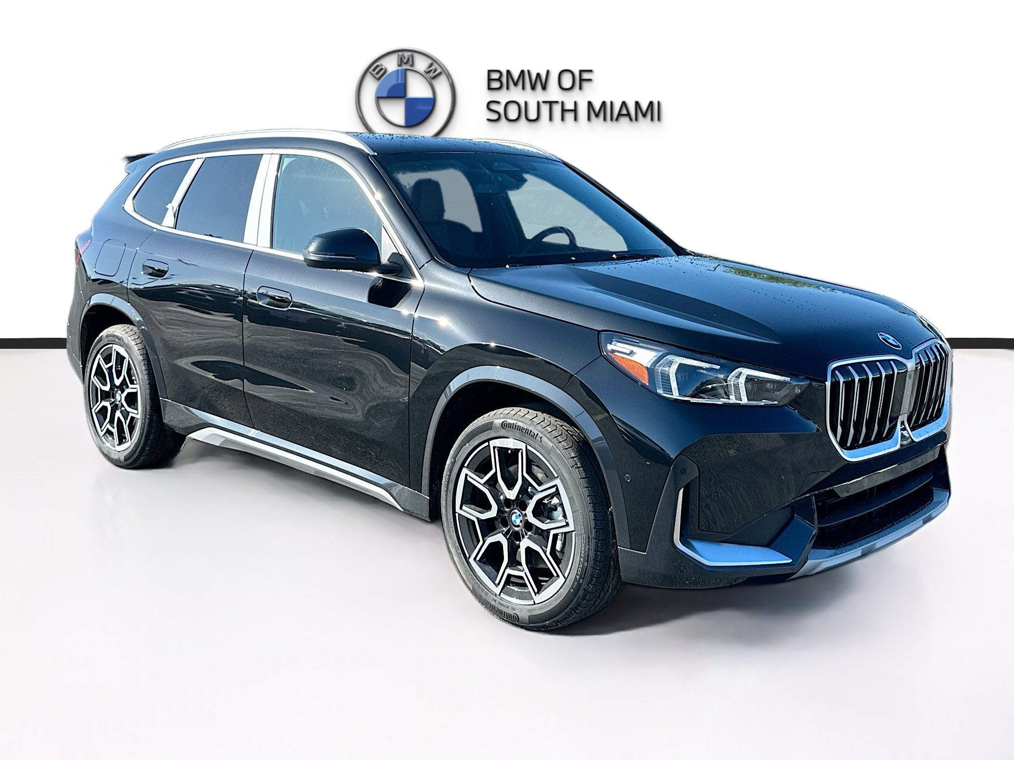 2026 BMW X1 28i's photo