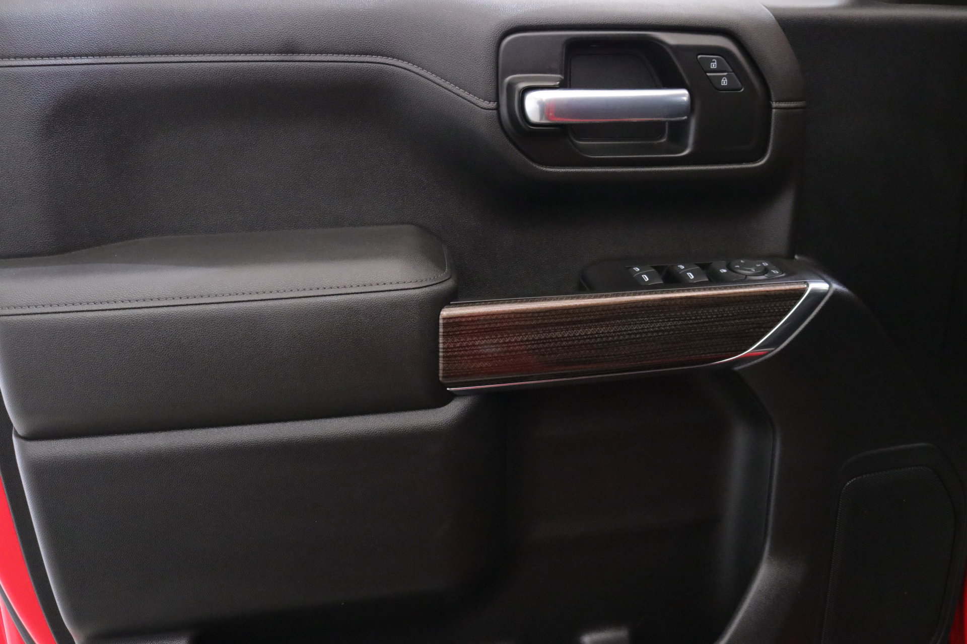 2021 Chevrolet Silverado 1500 LT photo 21