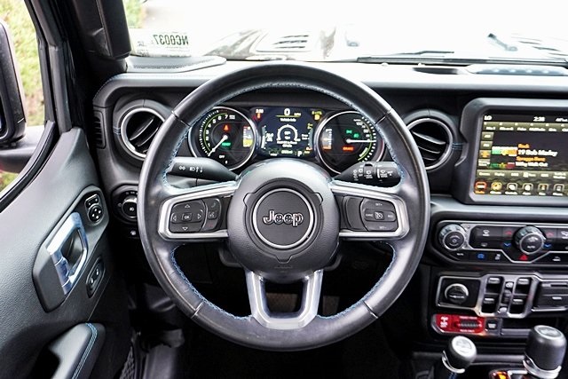 Used 2021 Black Jeep Unlimited Rubicon 4xe image 21