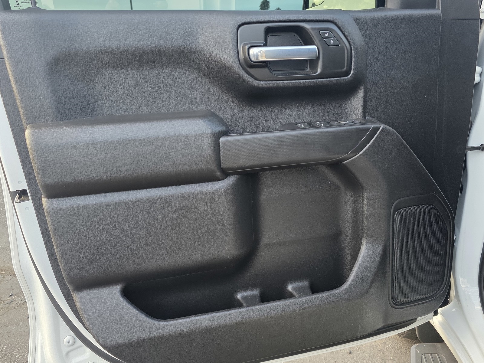 2021 Chevrolet Silverado 1500 Custom photo 16