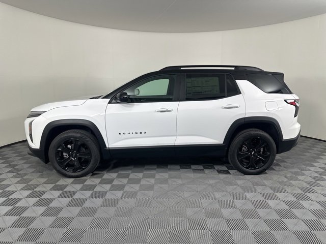 2026 Chevrolet Equinox LT photo 3