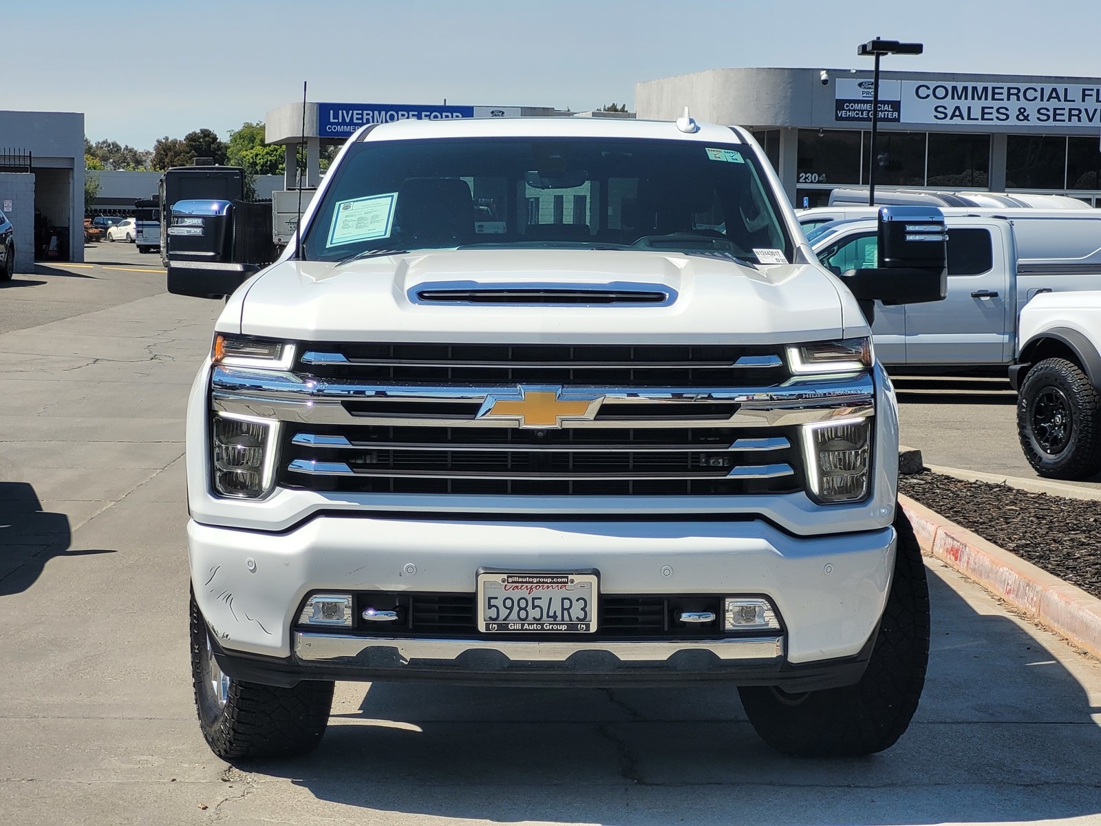 2022 Chevrolet Silverado 3500HD High Country photo 2
