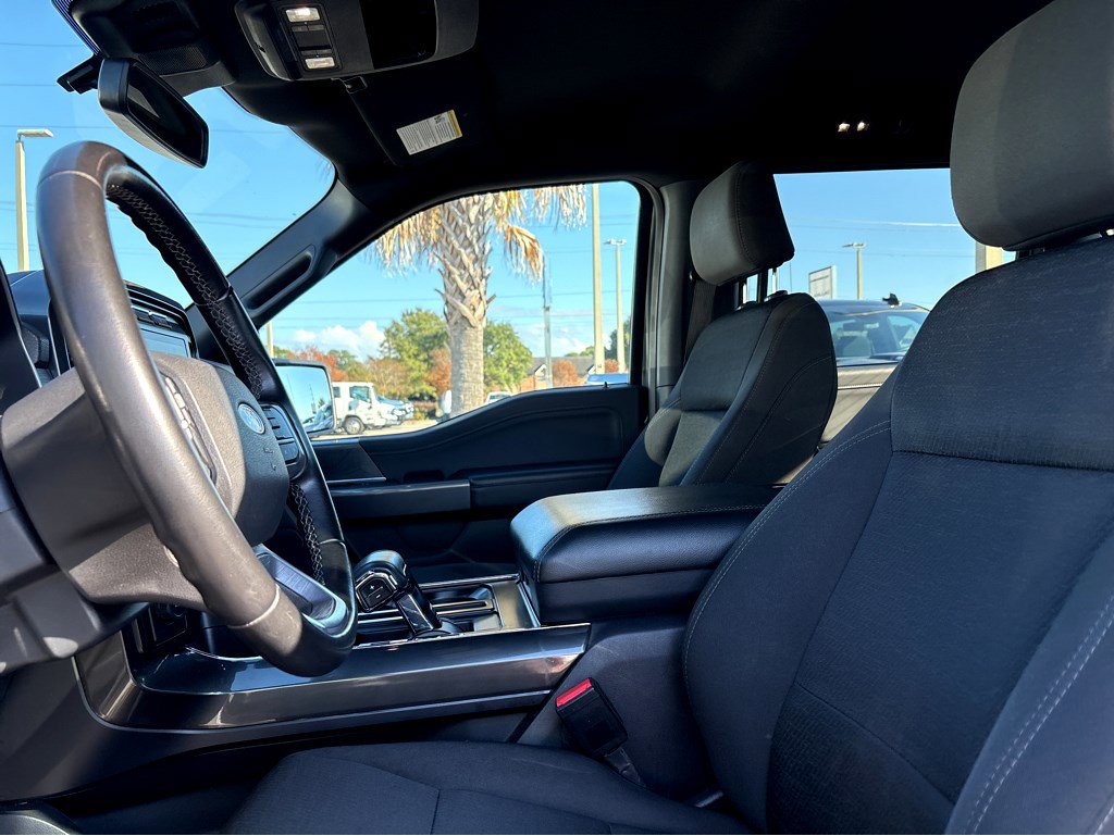 2023 Ford F-150 XL photo 2