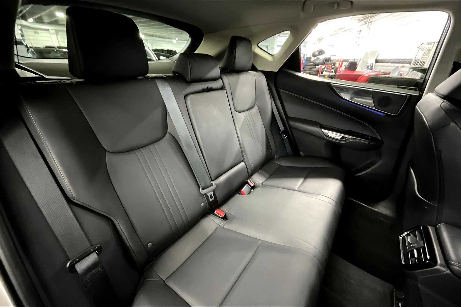 2025 Lexus NX Premium AWD photo 17