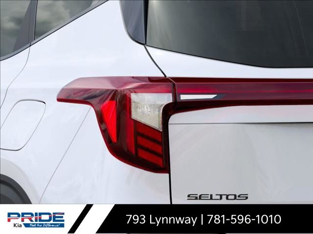 2025 Kia Seltos S photo 11