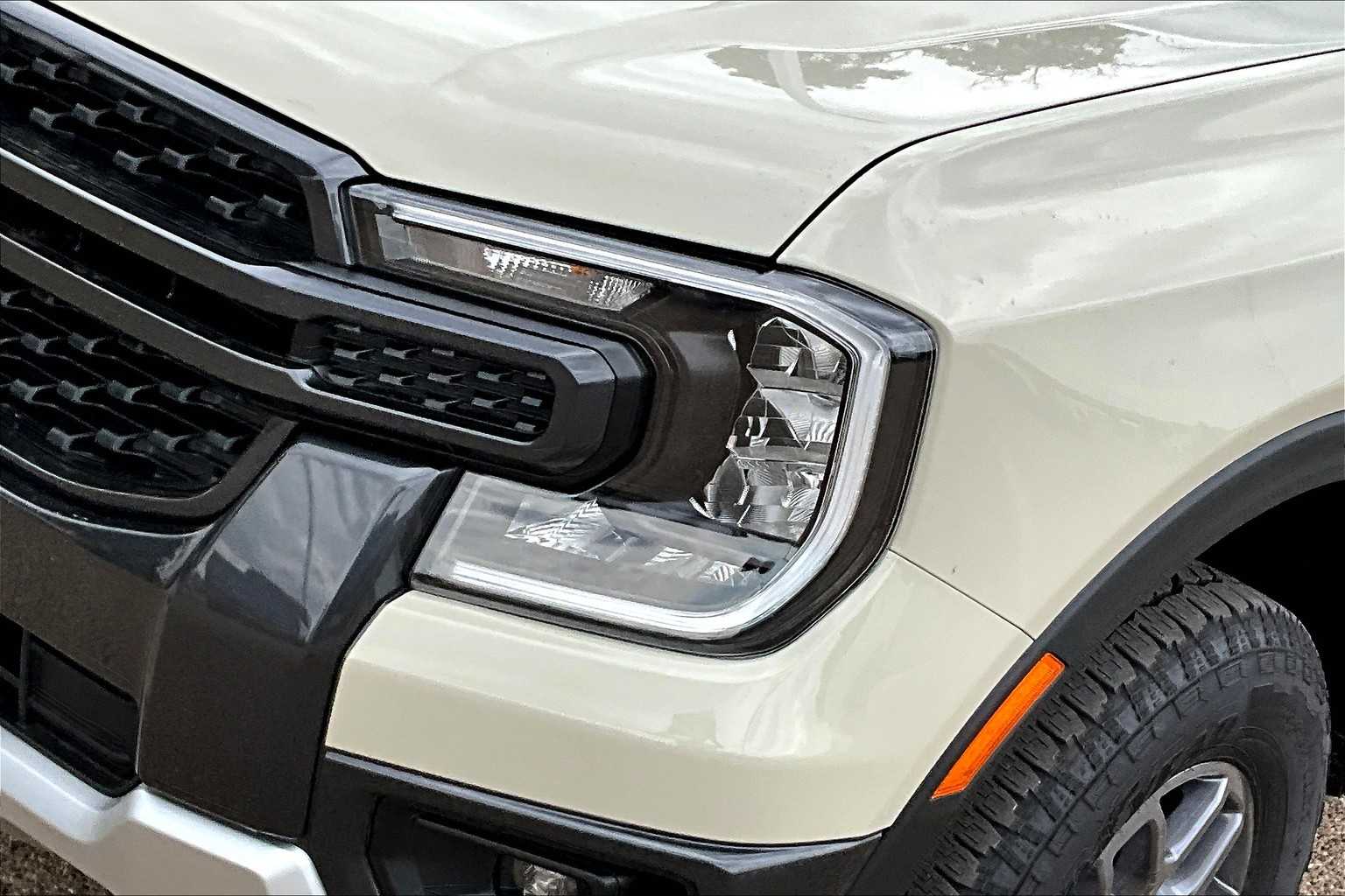2025 Ford Ranger XLT photo 13