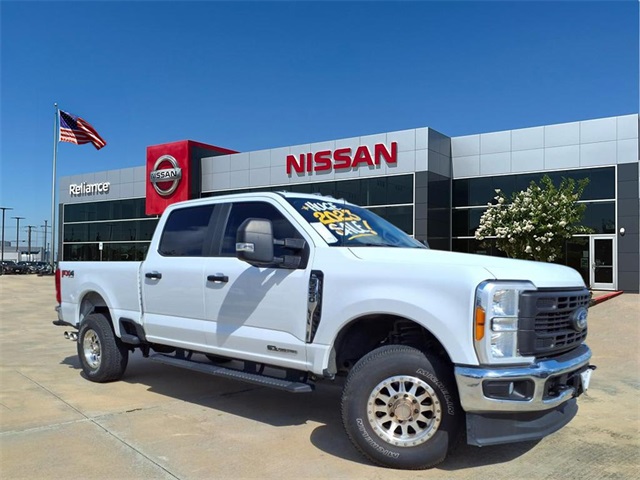 2023 Ford F-250 Super Duty XL's photo