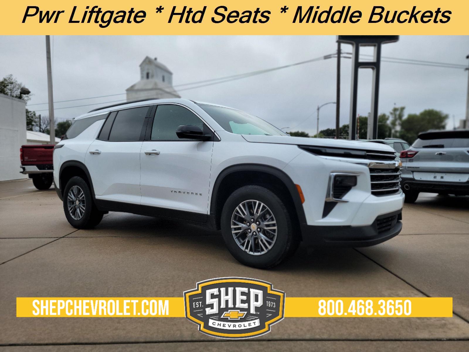 2025 Chevrolet Traverse LT's photo