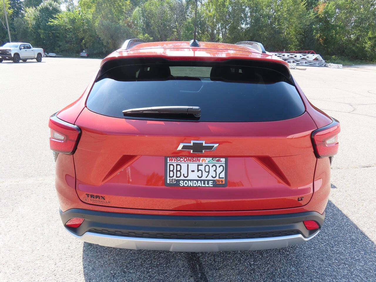 2024 Chevrolet Trax LT photo 4