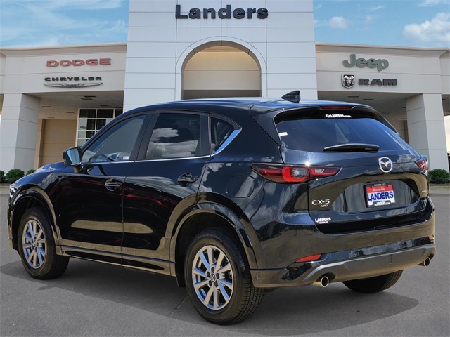 2024 Mazda CX-5 2.5 Select photo 5