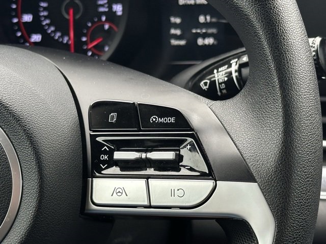 2023 Hyundai Elantra SEL photo 14
