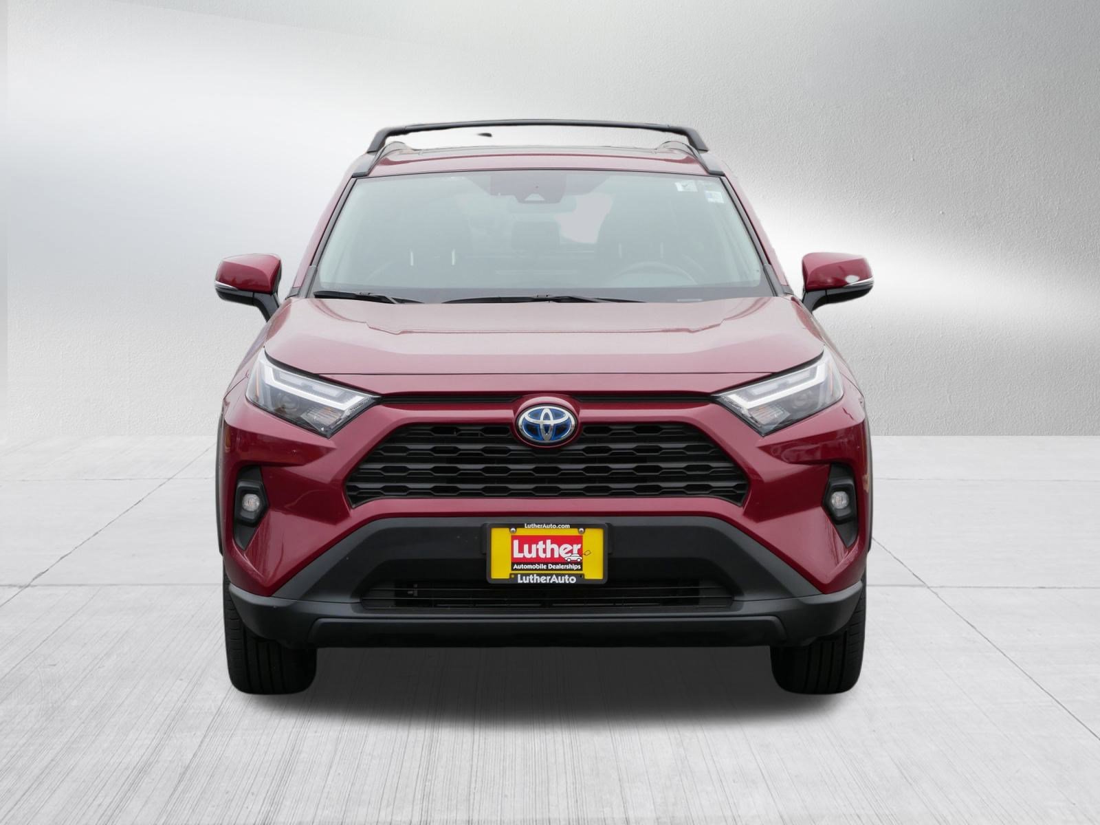 2022 Toyota RAV4 Hybrid XLE Premium photo 2