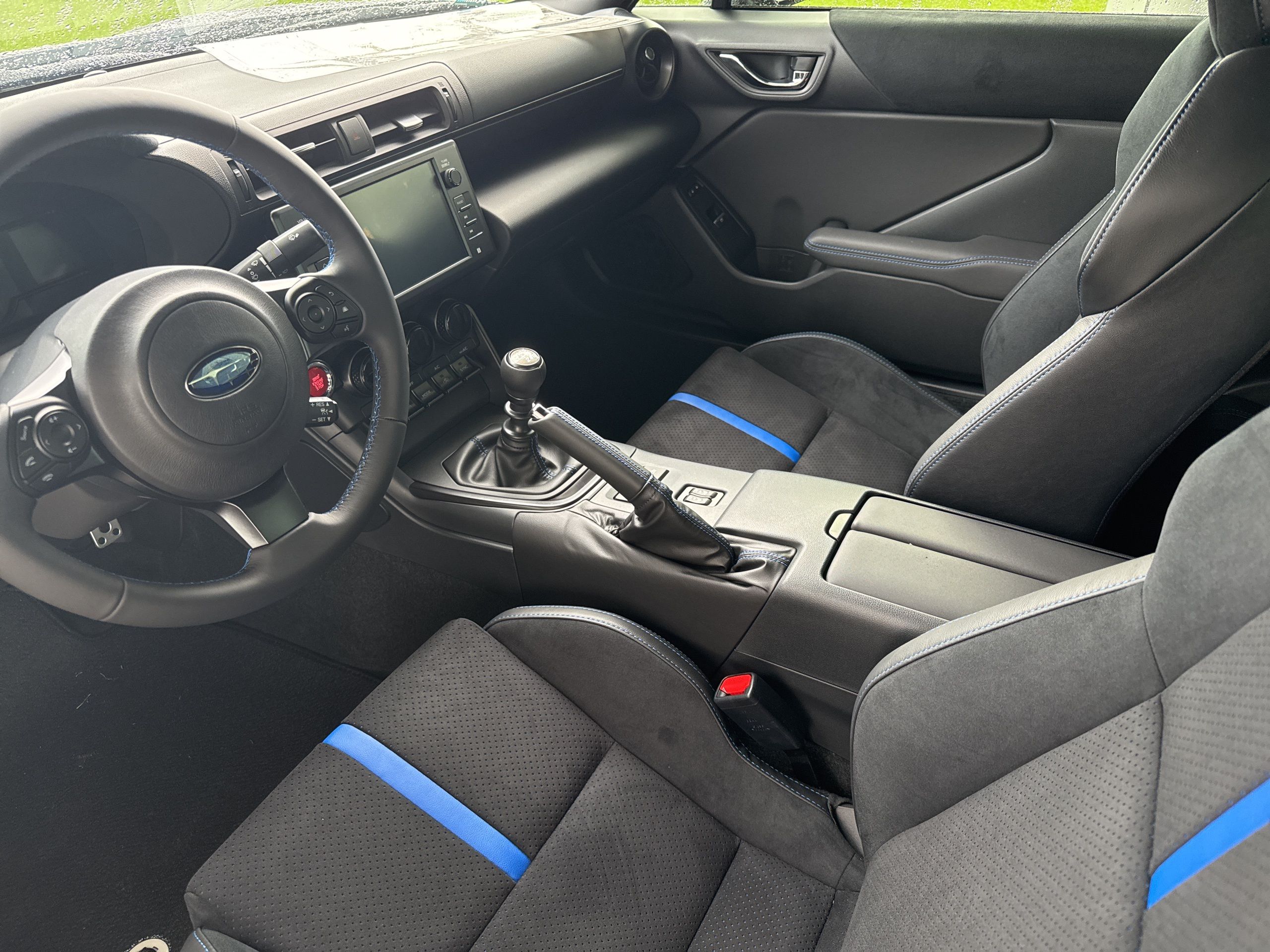 2025 Subaru BRZ tS photo 18
