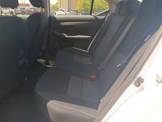 2025 Nissan Sentra SV photo 26