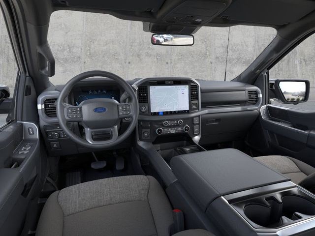 2025 Ford F-150 XLT photo 7