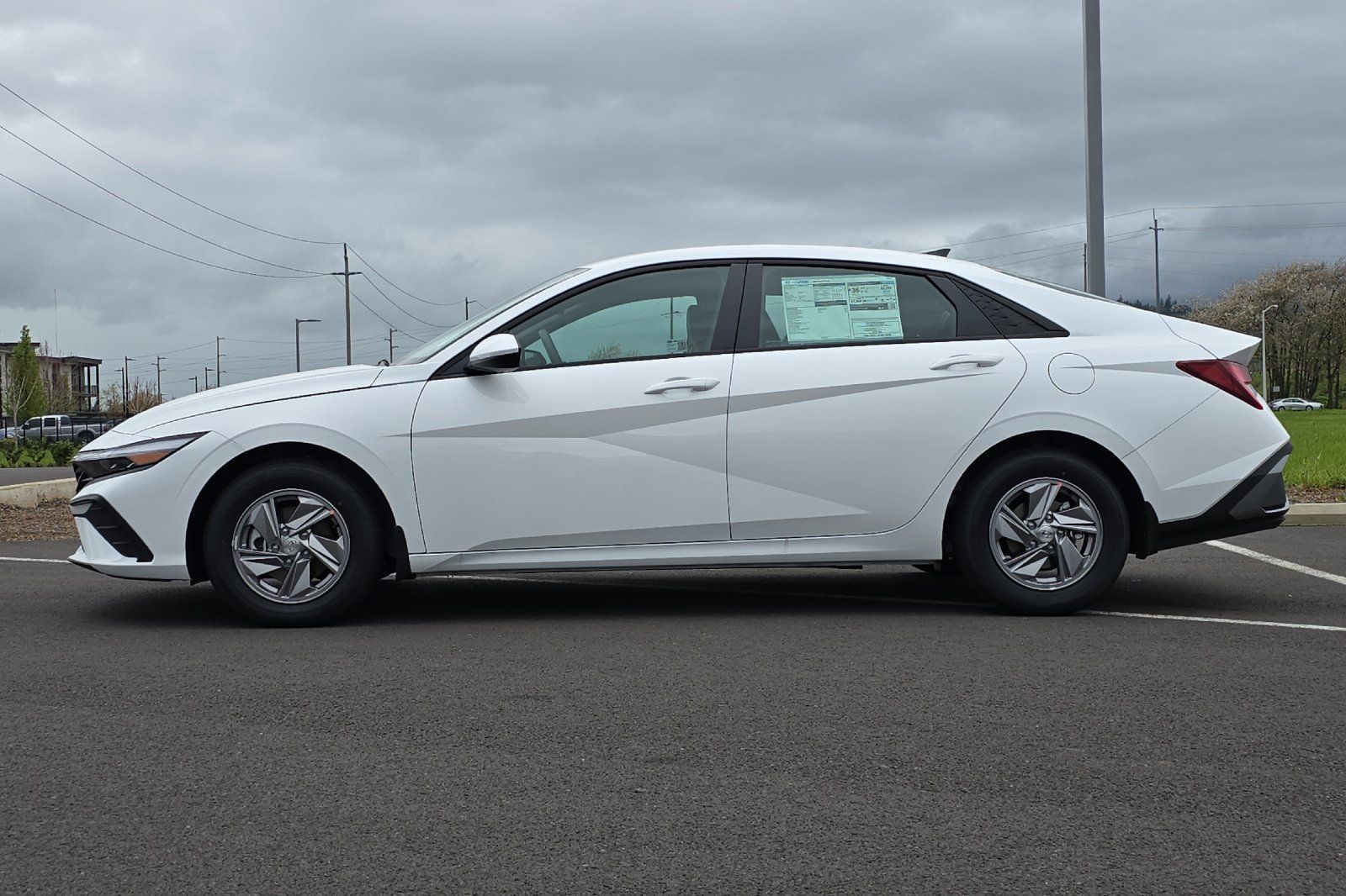 2025 Hyundai Elantra SE photo 6