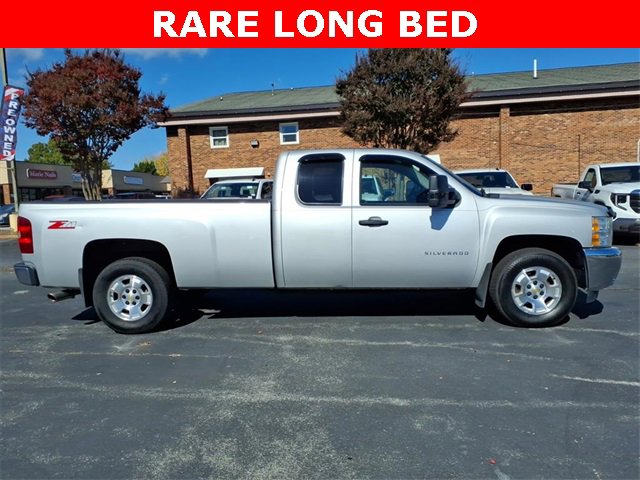 Used 2013 Chevrolet Silverado 1500 LT with VIN 1GCRCSE00DZ278000 for sale in Kernersville, NC