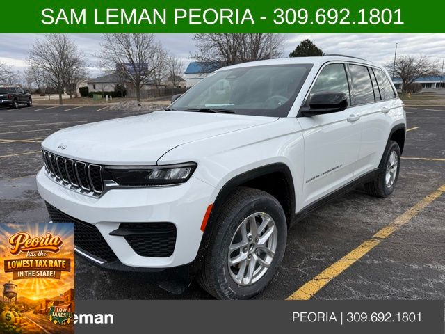 2025 Jeep Grand Cherokee Laredo's photo