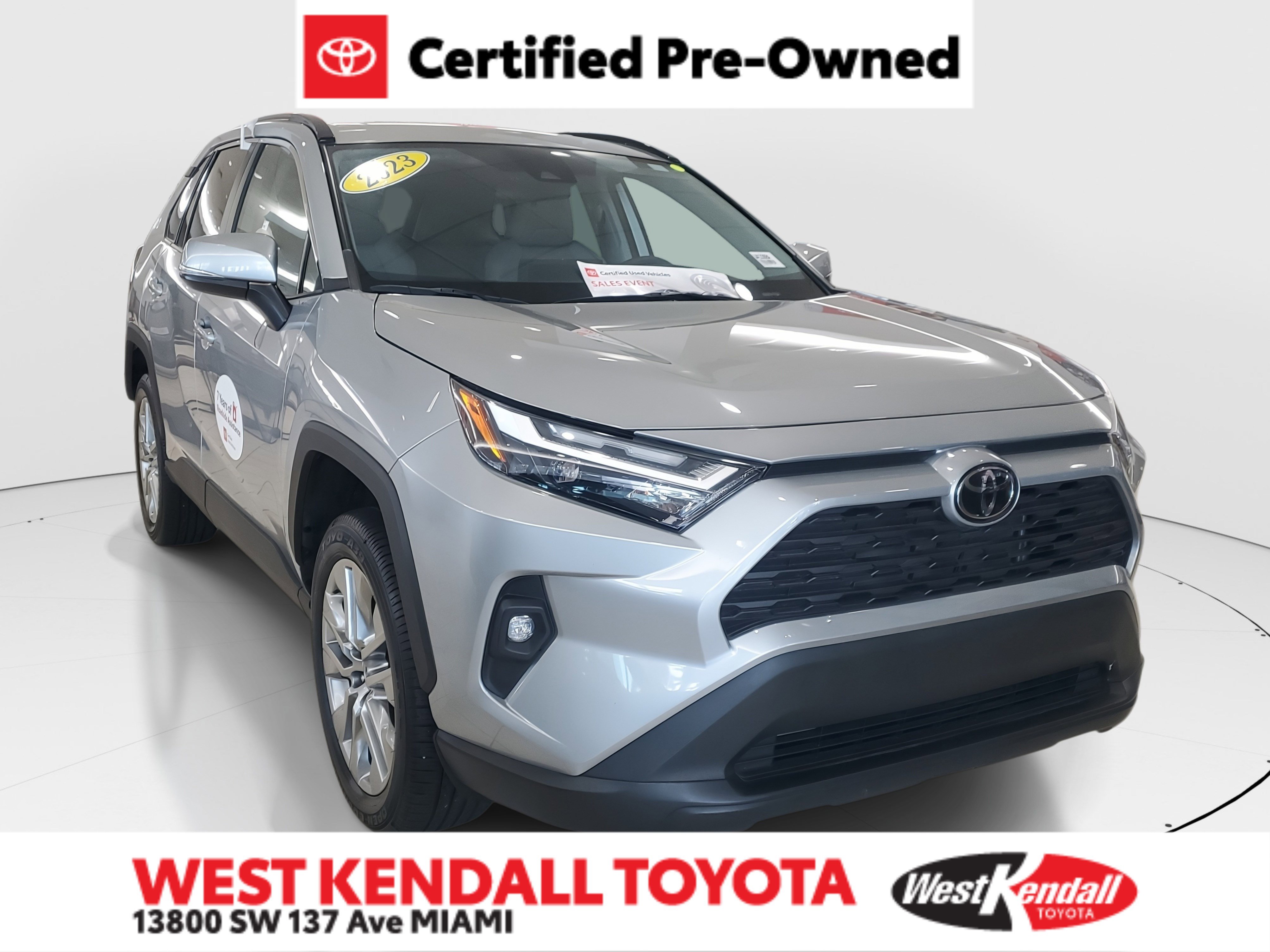 2023 Toyota RAV4 XLE Premium's photo
