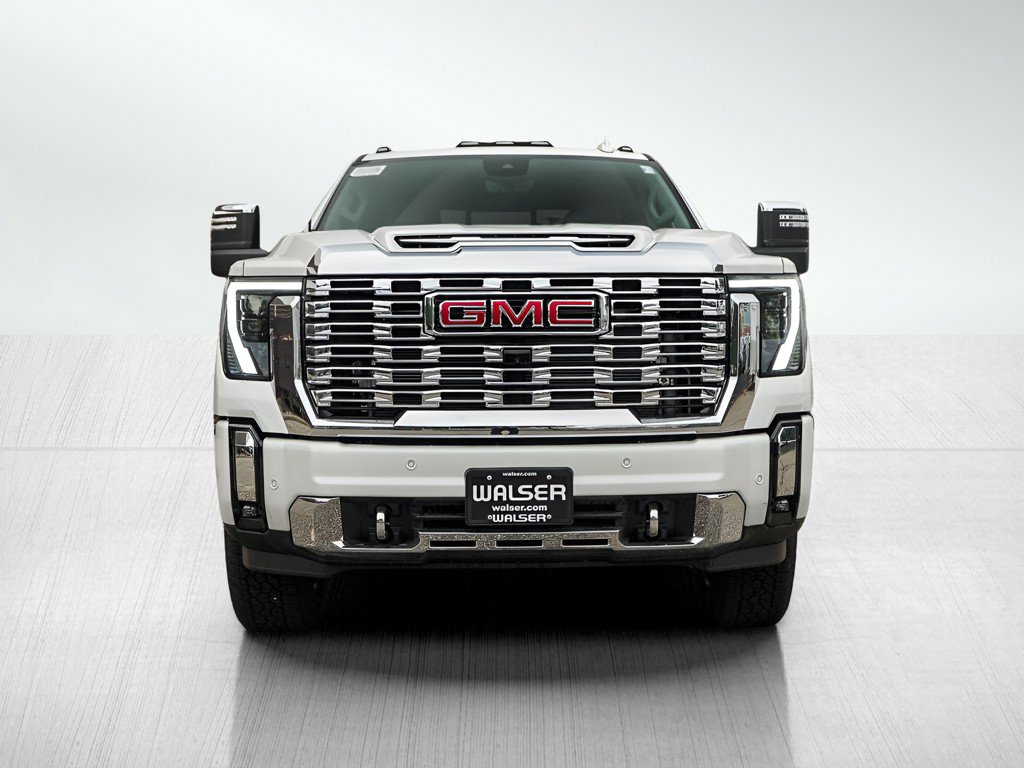 2025 Gmc Sierra 3500 HD Denali photo 2