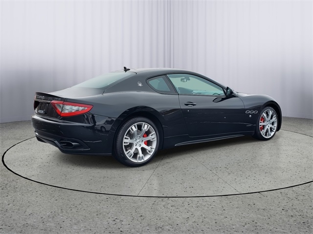 2016 Maserati Granturismo Sport photo 4